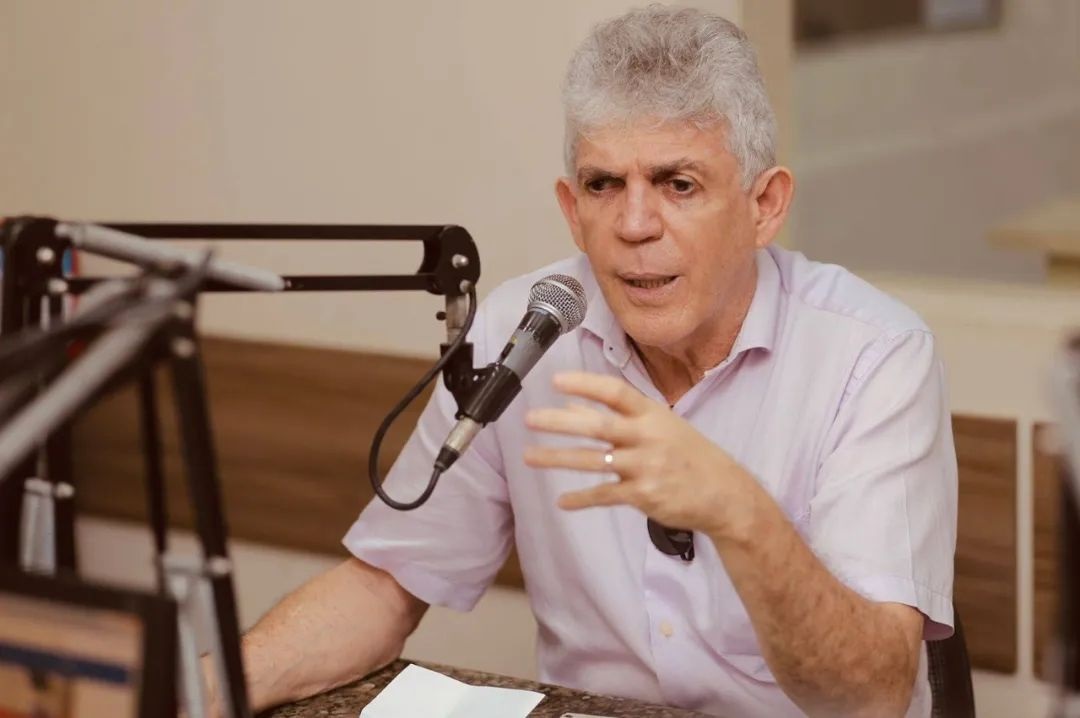 EXCLUSIVO: União do PSB e PT em São Paulo põe pré-candidatura de Ricardo Coutinho na guilhotina, revelam fontes nacionais